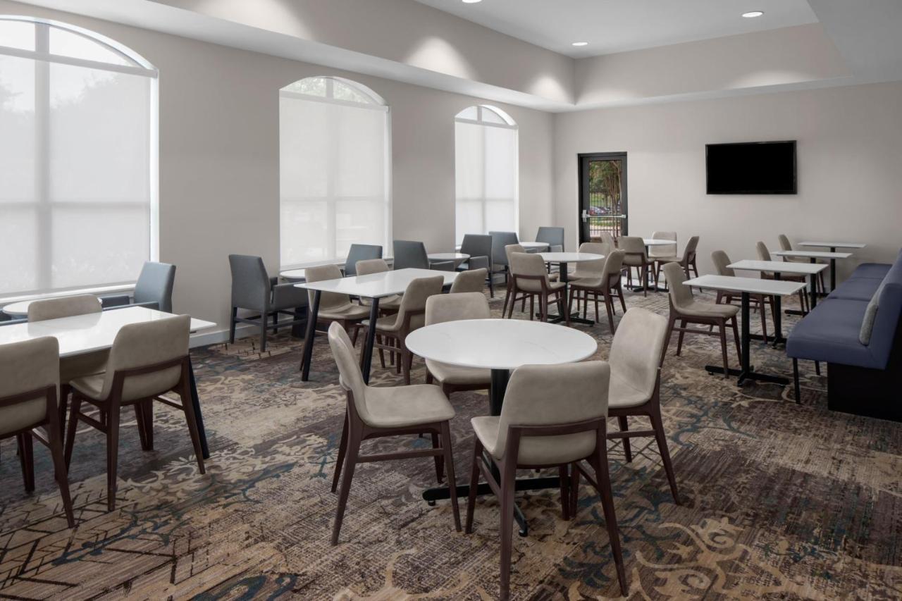 Hotel Worth Cultural District 3*